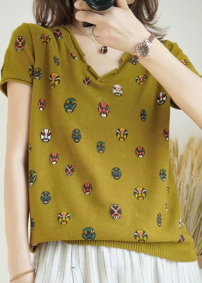 Beautifully Finished Top in a Timeless Design