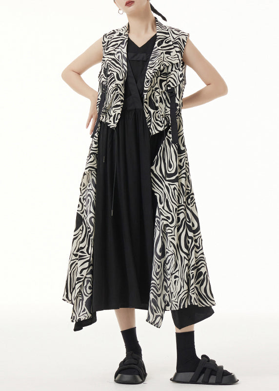 Well Tailored Coat with a Graceful Silhouette