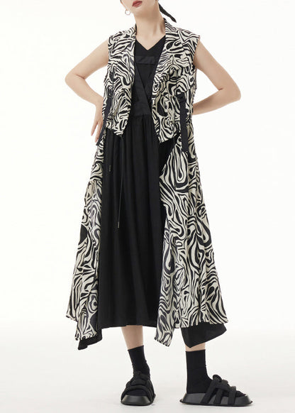 Well Tailored Coat with a Graceful Silhouette