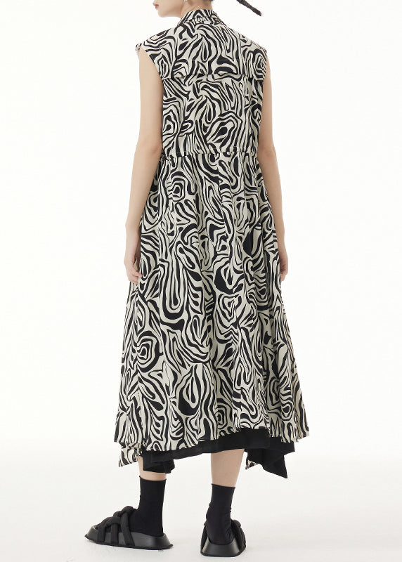 Well Tailored Coat with a Graceful Silhouette