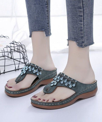 Graceful Orthopedic Sandals for Modern Look