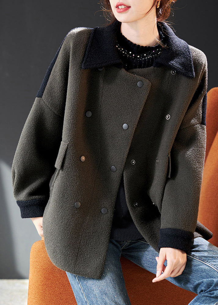 Gracefully Styled Coat for Any Occasion