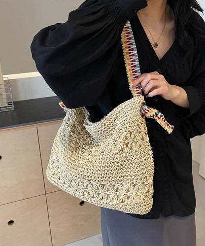 Well Tailored Bag with a Graceful Silhouette