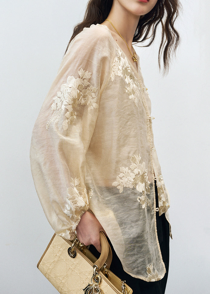 Elegantly Styled Blouse for Everyday Wear