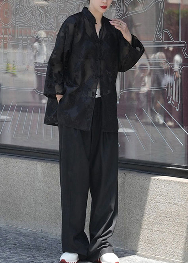 Classic Vintage Shirt with a Flattering Fit