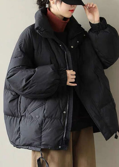 Well Tailored Coat with a Graceful Silhouette