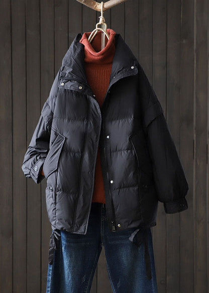 Well Tailored Coat with a Graceful Silhouette