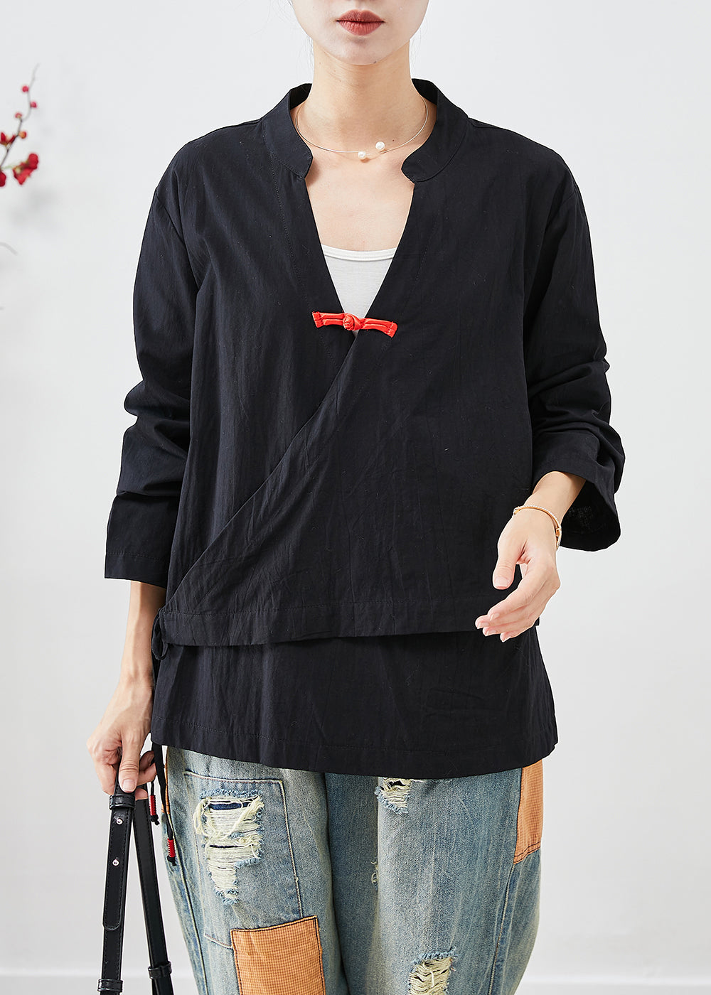 Classic Vintage Blouse with a Flattering Fit