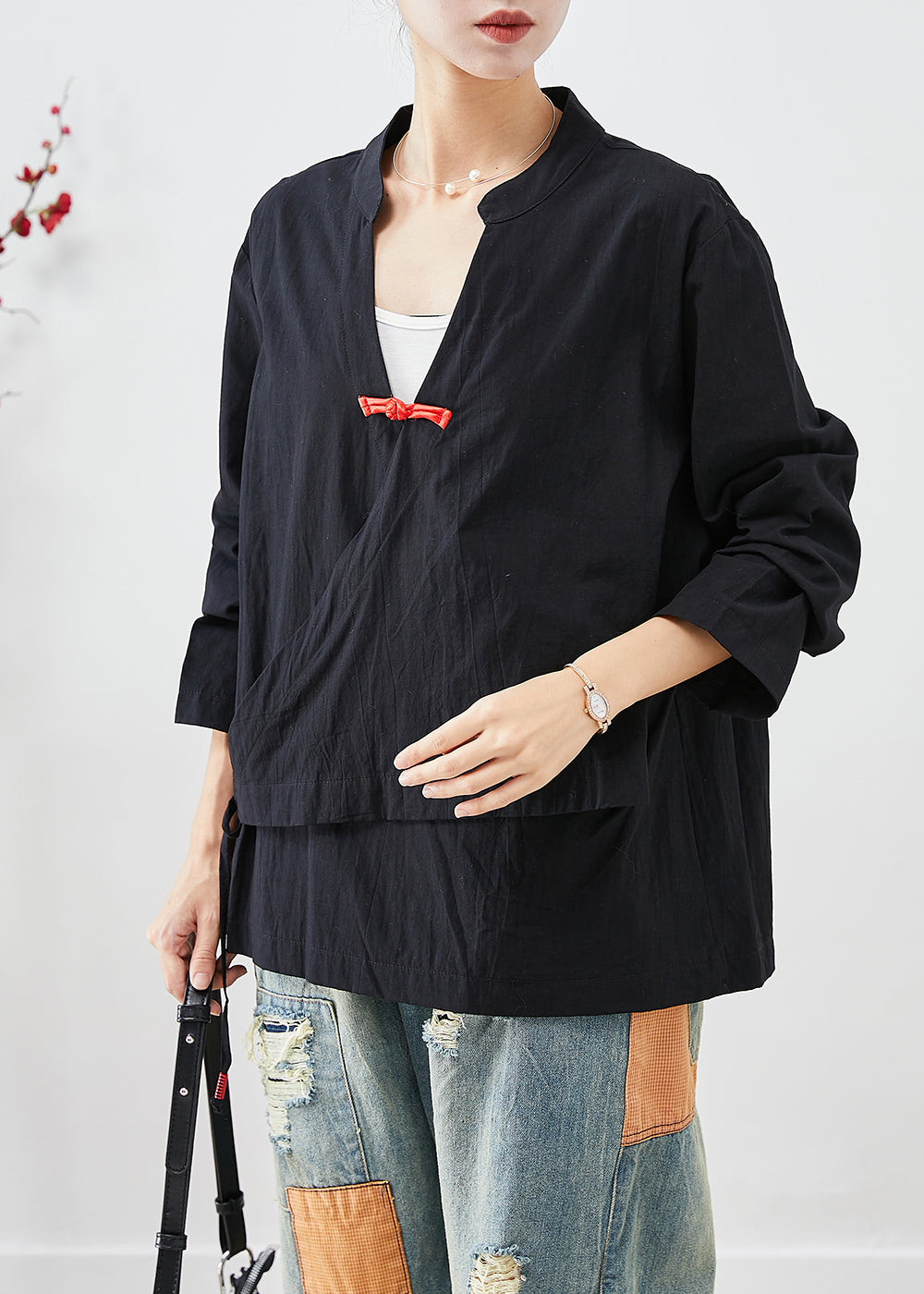 Classic Vintage Blouse with a Flattering Fit