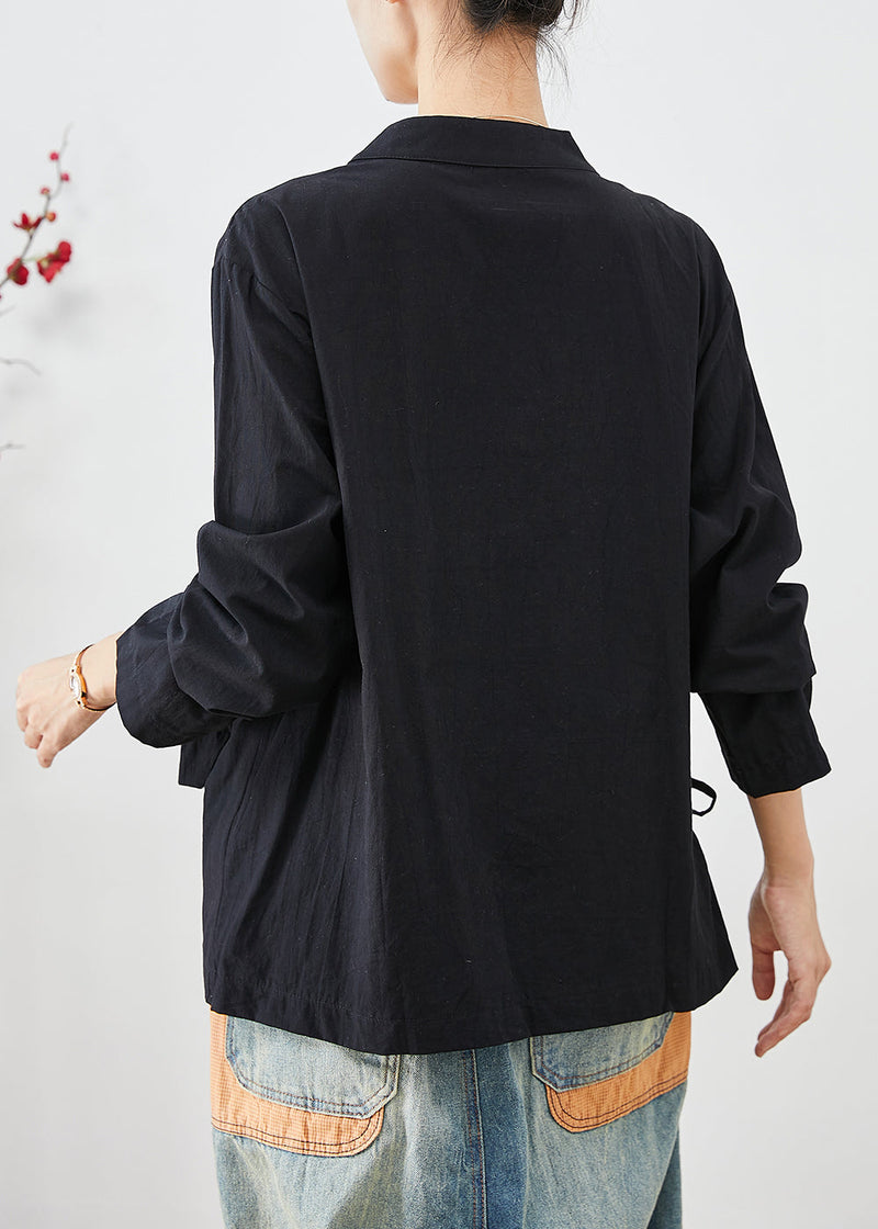 Classic Vintage Blouse with a Flattering Fit