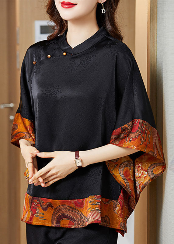 Classic Vintage Shirt with a Flattering Fit