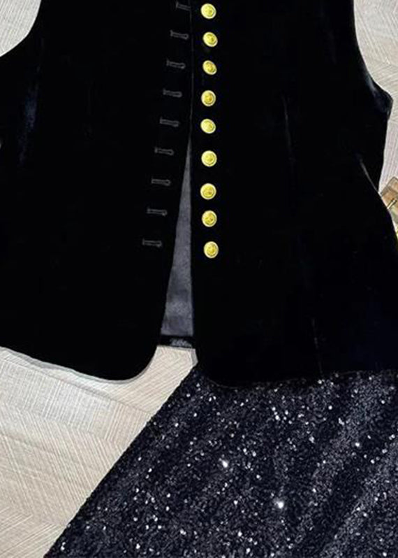 Classic Vintage & Enduringly Stylish Coat
