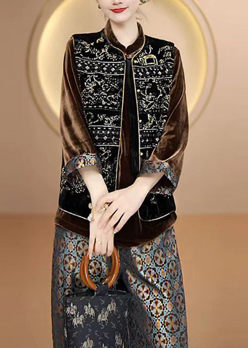 Polished Top with an Effortless Classic Look