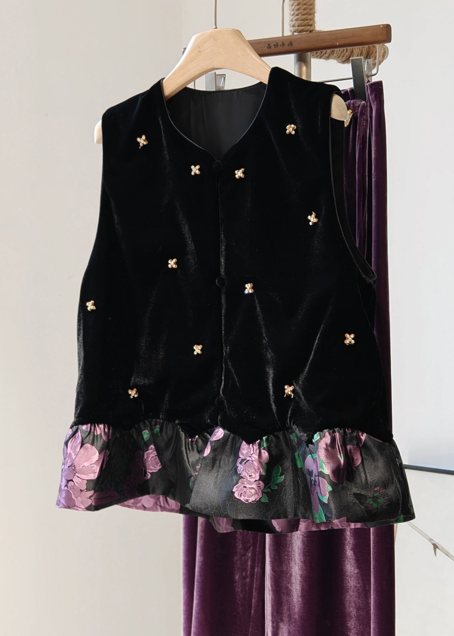 Beautifully Crafted Coat in a Classic Style