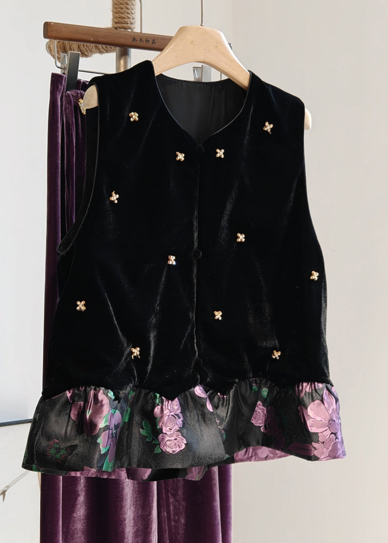 A Vintage Style Coat with Delicate Timeless Details