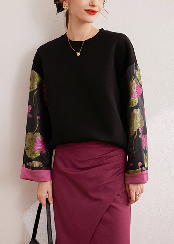 Effortlessly Elegant Pullover with a Timeless Design
