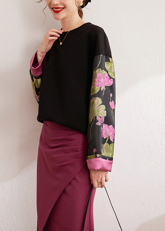Effortlessly Elegant Pullover with a Timeless Design