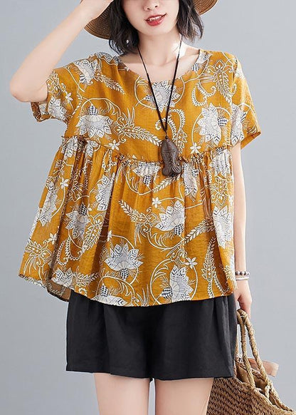 Well Tailored Top with a Graceful Silhouette