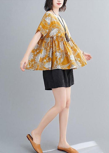 Well Tailored Top with a Graceful Silhouette