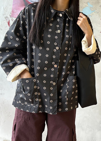 Gracefully Styled Coat for Any Occasion