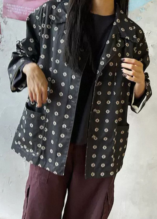Gracefully Styled Coat for Any Occasion