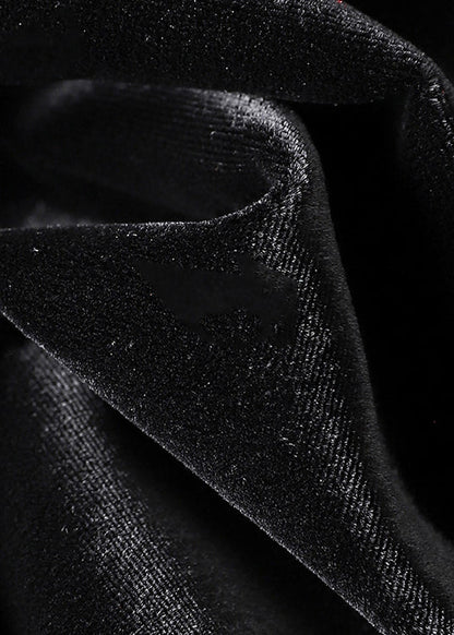 Well Tailored Coat with a Graceful Silhouette