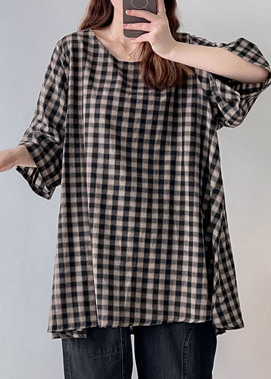 Effortlessly Elegant Top with a Timeless Design