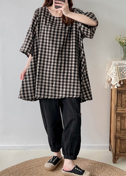 Effortlessly Elegant Top with a Timeless Design