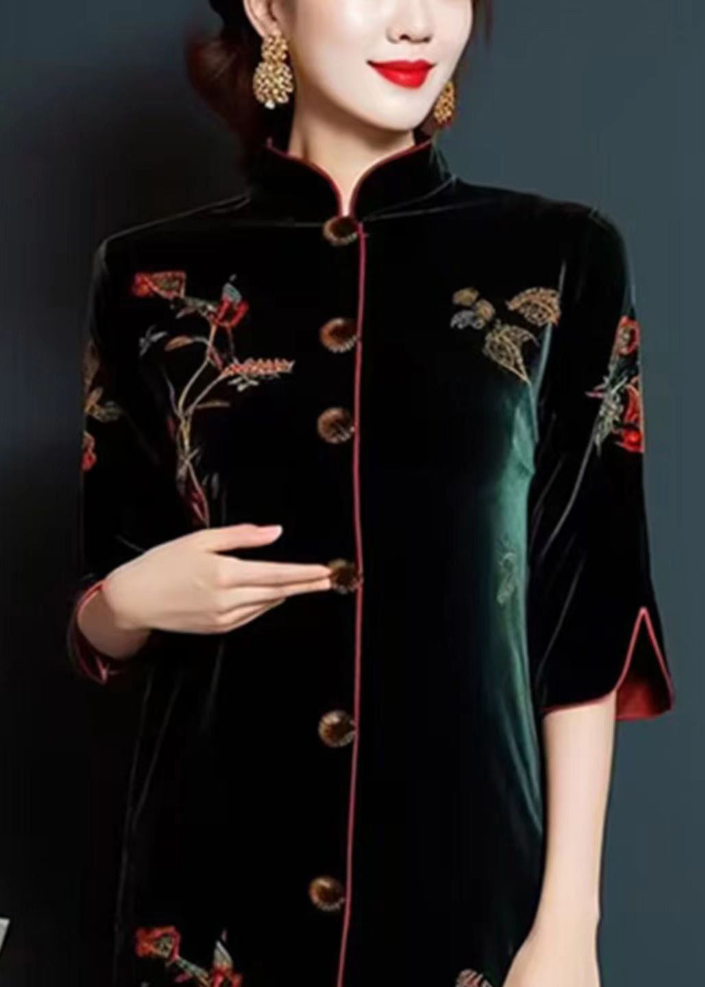 A Vintage Style Dress with Delicate Timeless Details