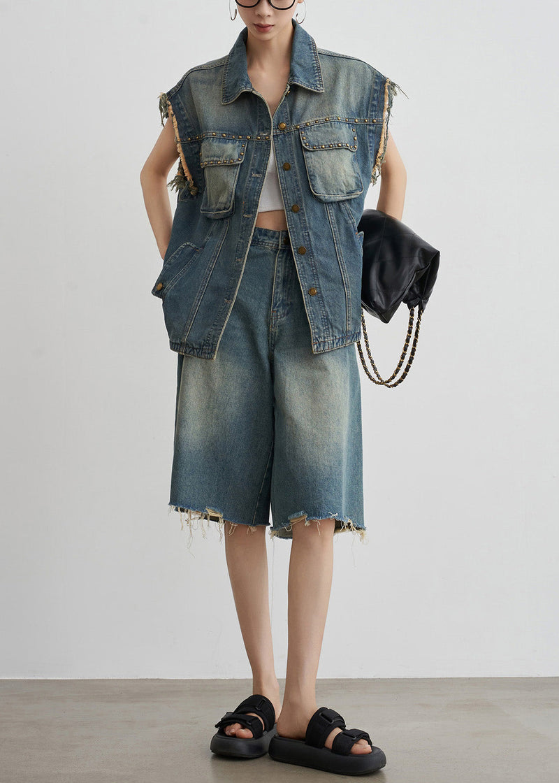 Well Tailored Garment with a Graceful Silhouette