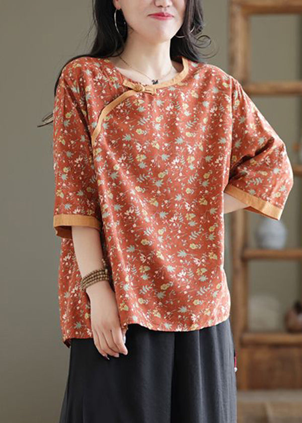 Sophisticated Blouse with a Clean Classic Look