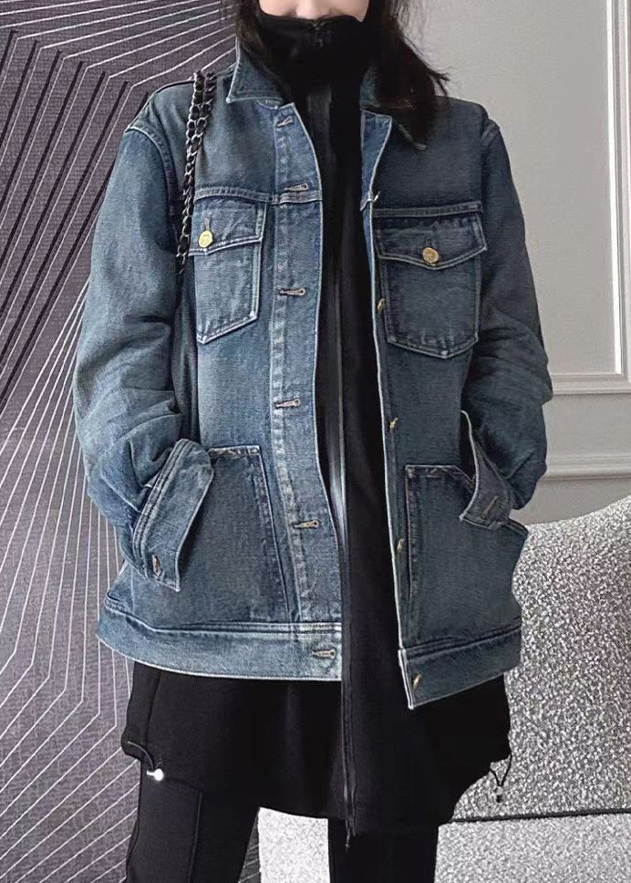 Beautifully Crafted Coat in a Classic Style