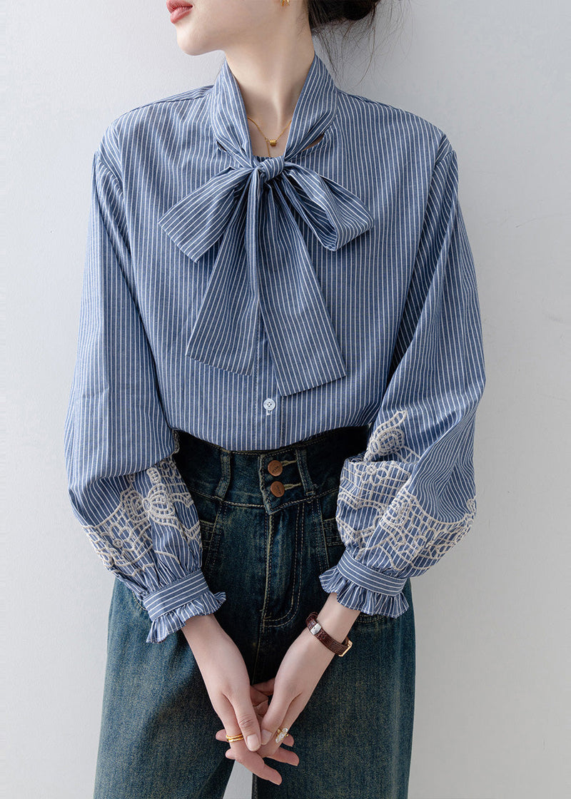 Sophisticated Blouse with a Clean Classic Look