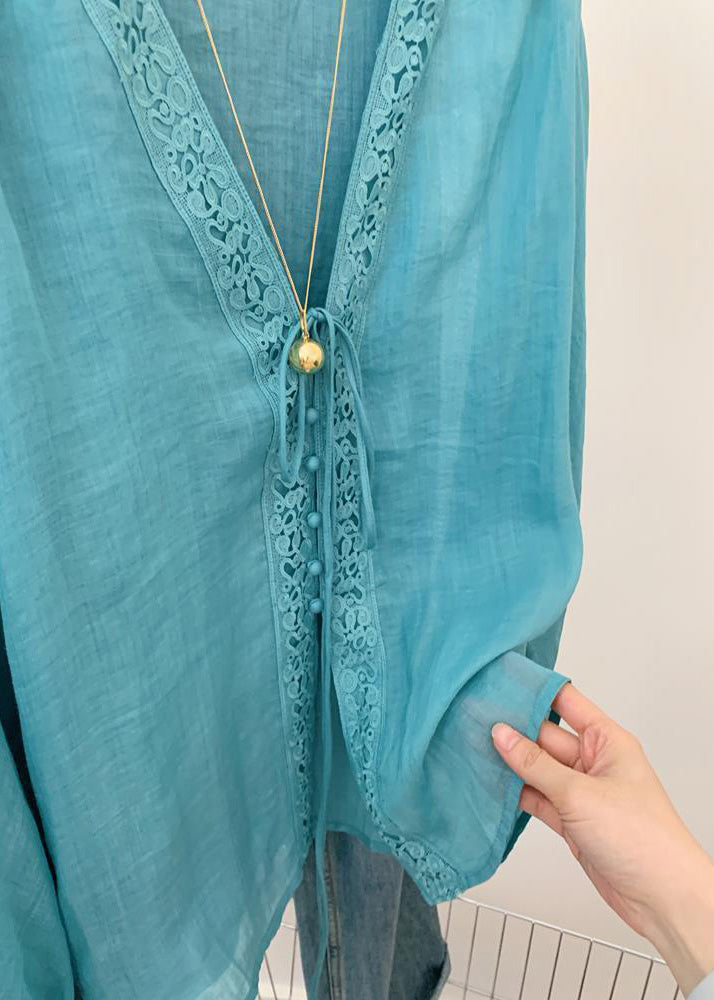 Beautifully Finished Top in a Timeless Design