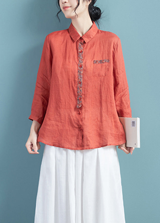 Effortlessly Elegant Top with a Timeless Design