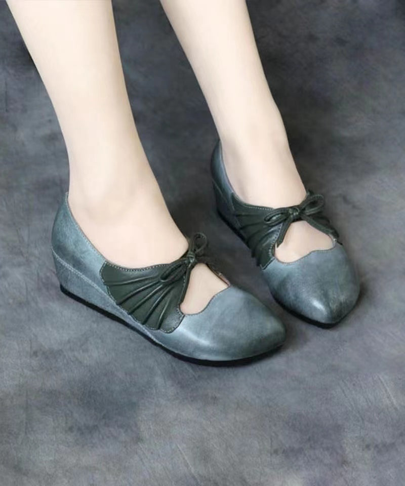 Classic Orthopedic Heels with Timeless Style