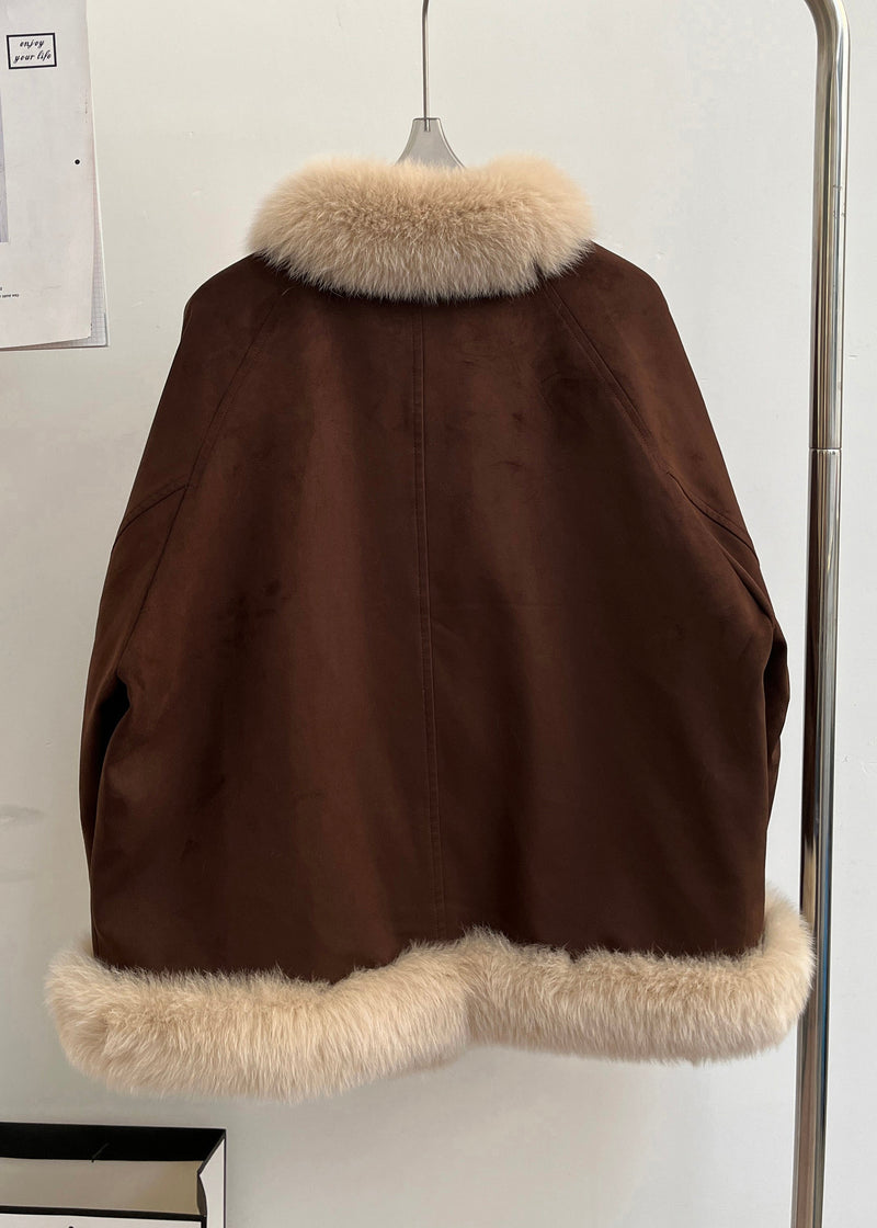 Effortlessly Elegant Coat with a Timeless Design