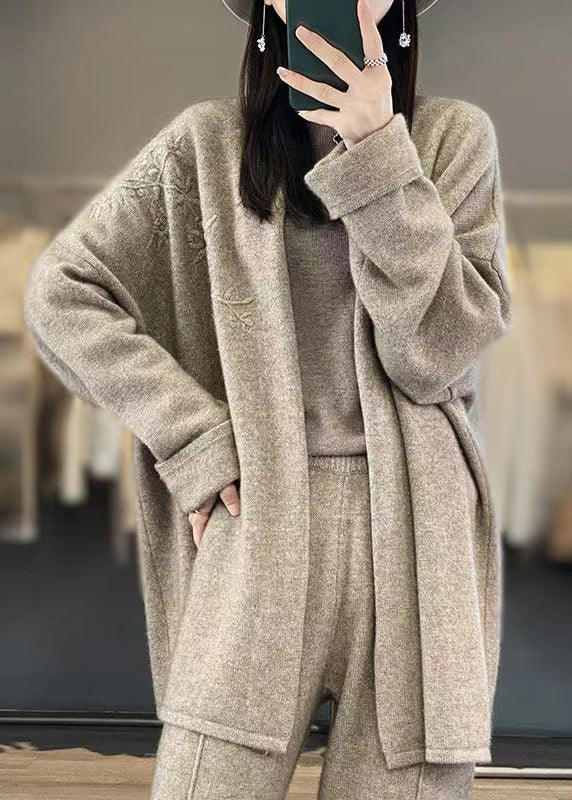 Classic Vintage & Enduringly Stylish Cardigan
