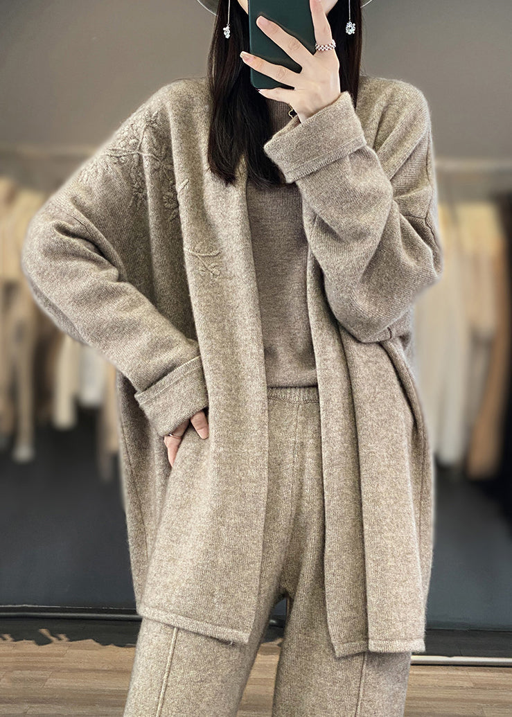 Classic Vintage & Enduringly Stylish Cardigan