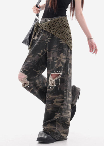 Well Tailored Pants with a Graceful Silhouette