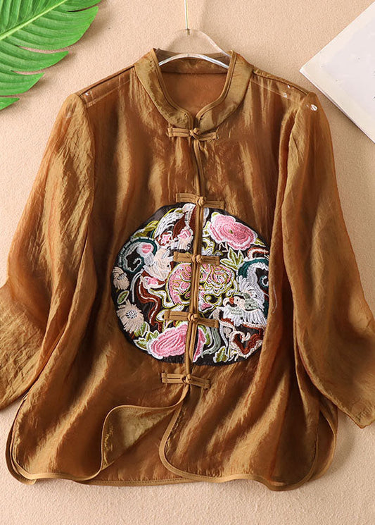 Beautifully Crafted Blouse in a Classic Style