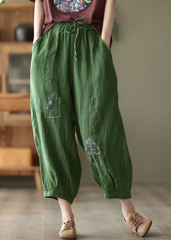Well Tailored Pants with a Graceful Silhouette