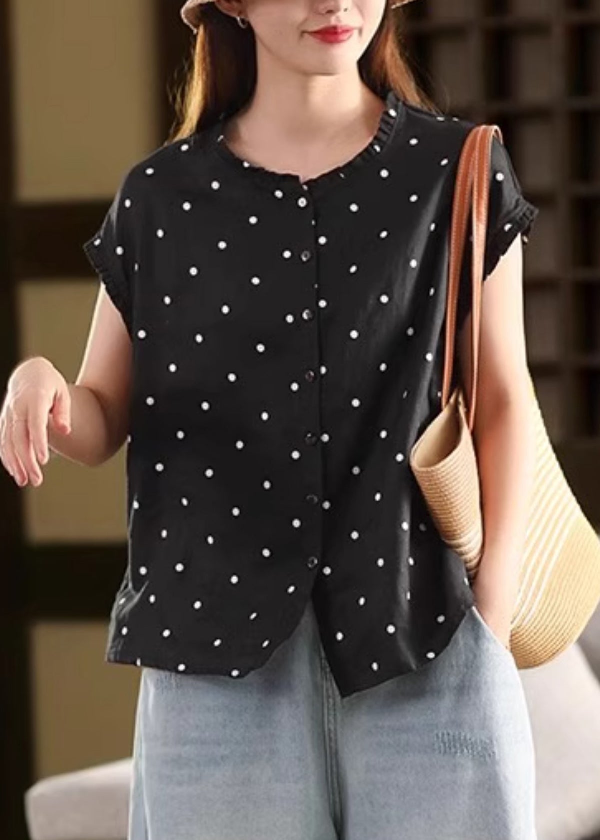 Gracefully Styled Shirt for Any Occasion