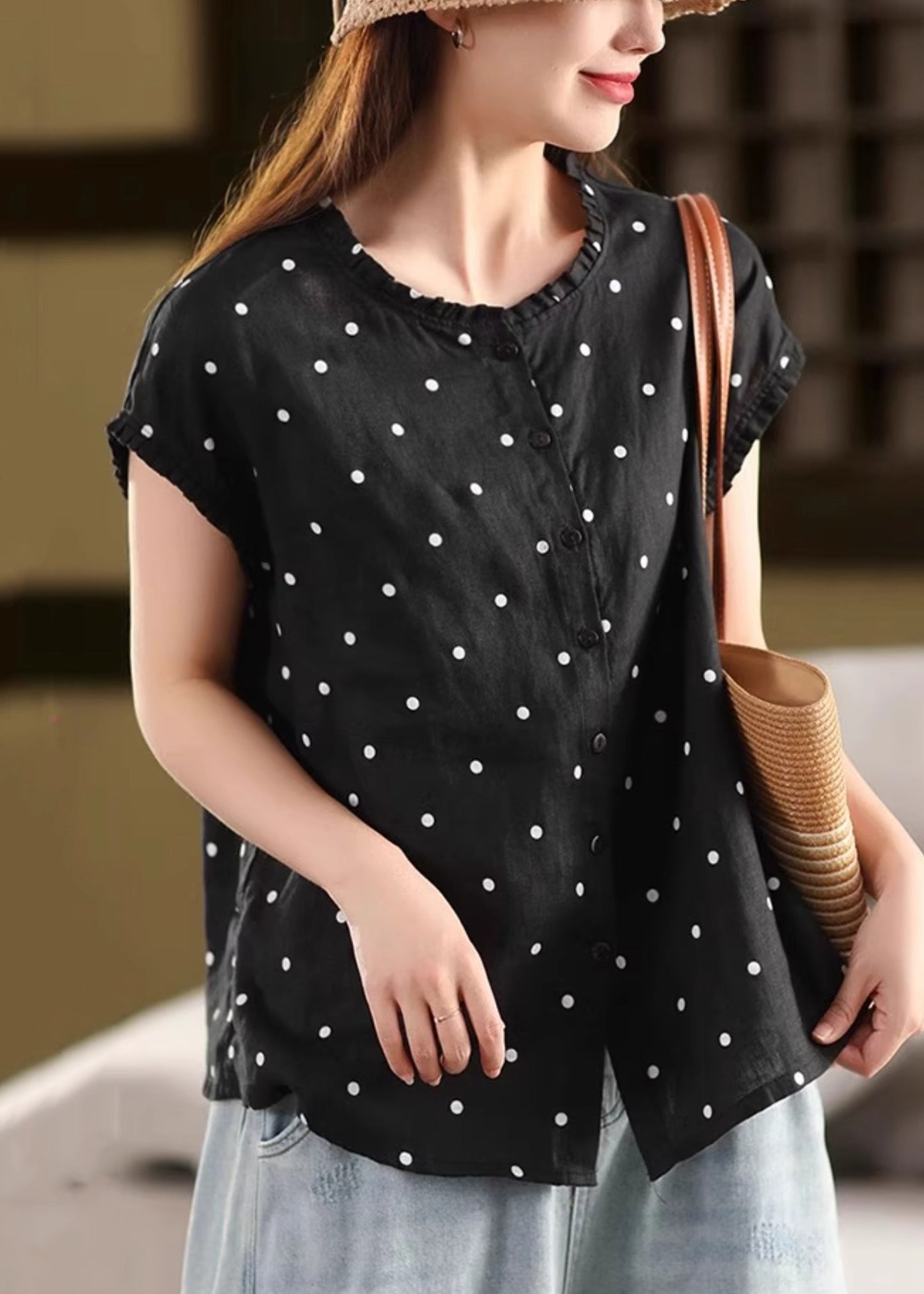 Gracefully Styled Shirt for Any Occasion