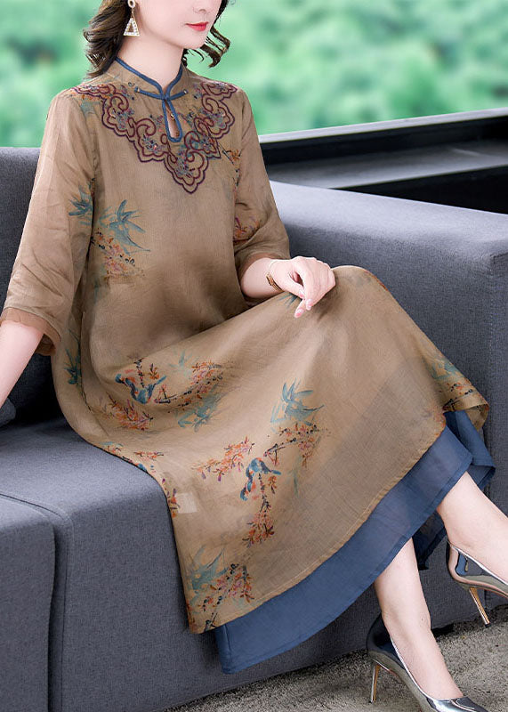 Classic Vintage Dress with a Flattering Fit