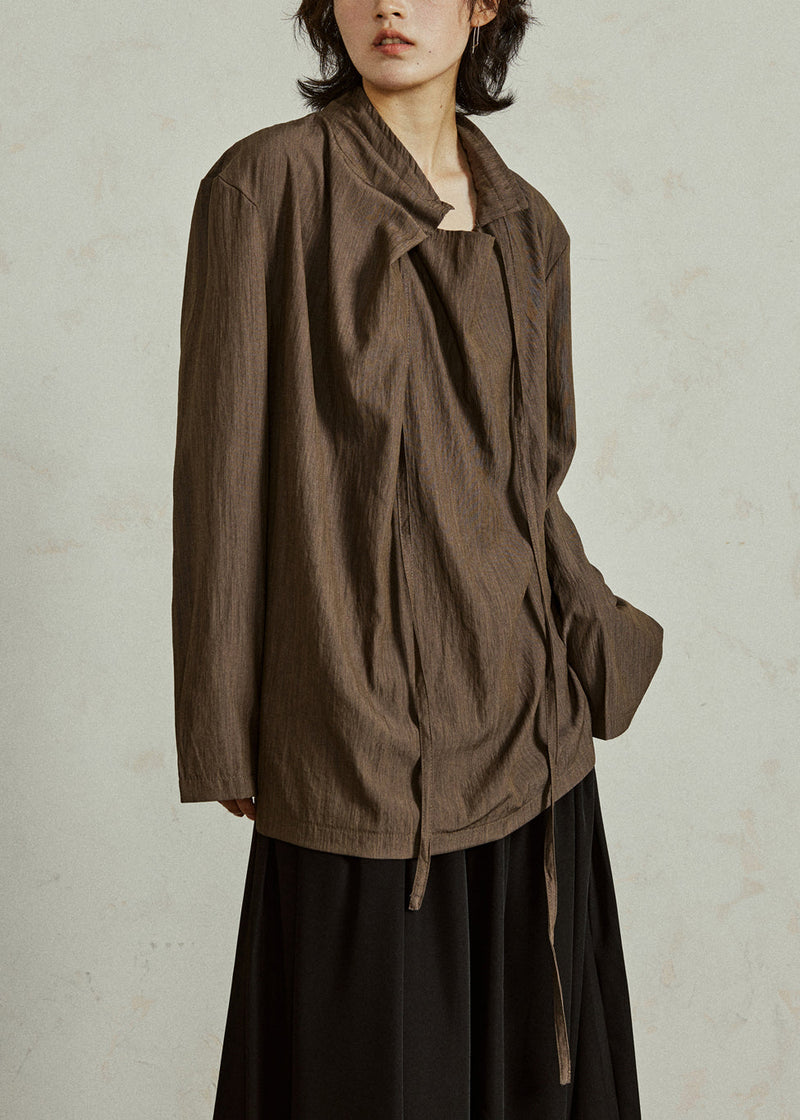 Classic Vintage Blouse with a Flattering Fit