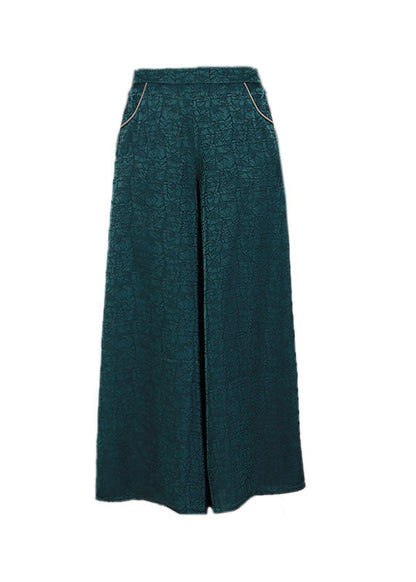Beautifully Finished Pants in a Timeless Design