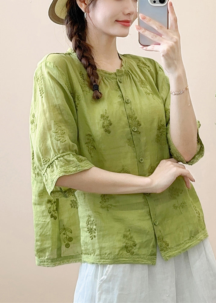 Beautifully Finished Shirt in a Timeless Design