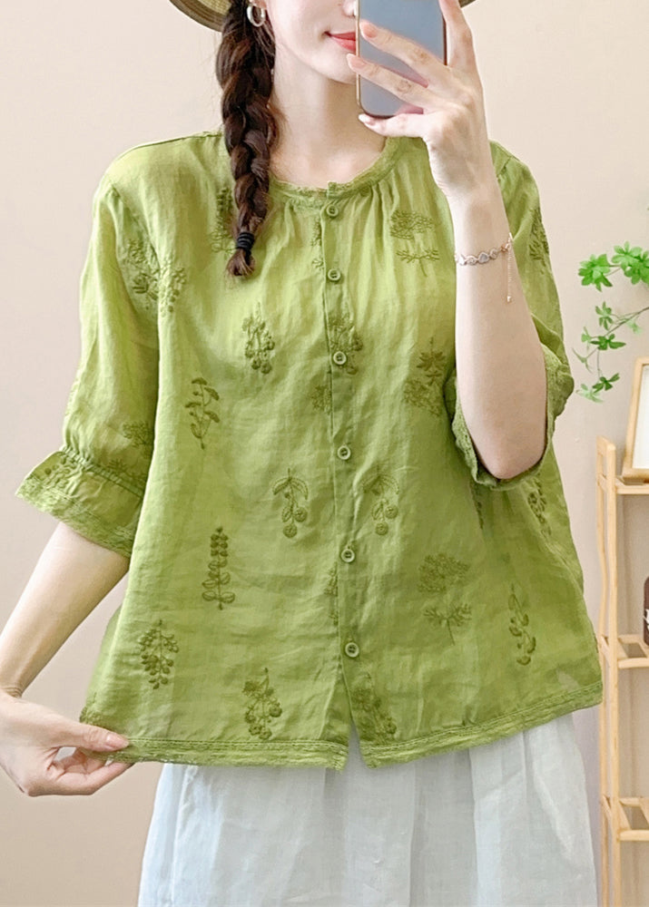Beautifully Finished Shirt in a Timeless Design