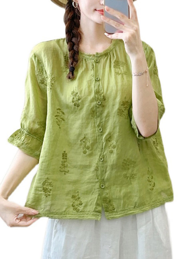 Beautifully Finished Shirt in a Timeless Design